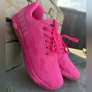 NOBULL Women’s Hot Pink Camo Athletic Trainers Sz-9.  X